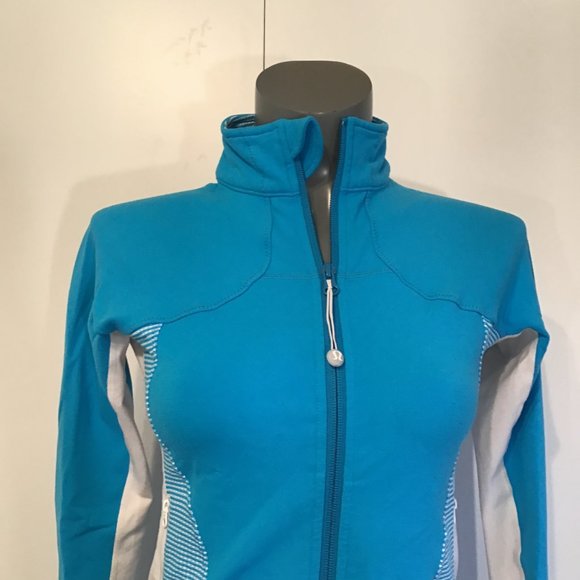 Lululemon Blue & White Gingham Shape Up Jacket Size 6 - Picture 2 of 8